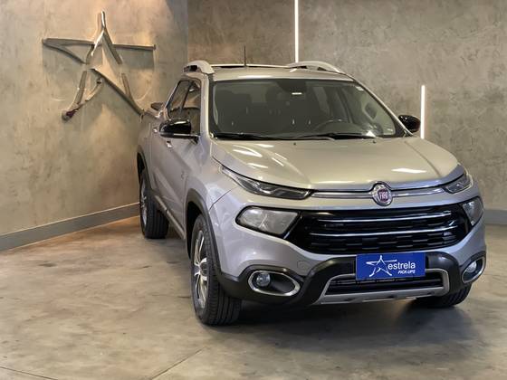 FIAT TORO 2.0 16V TURBO DIESEL VOLCANO 4WD AT9